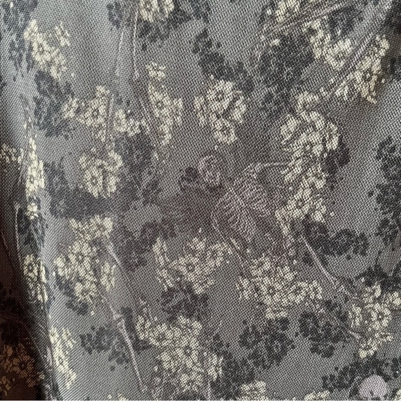 Social Collison Floral & Skeleton AOP Mesh Midi skirt - Green 💀💚 - Picture 8 of 13